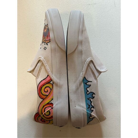Vans Classic Youth Off White Custom Graffiti Art Slip-On Sneakers Size 1 - Picture 3 of 10